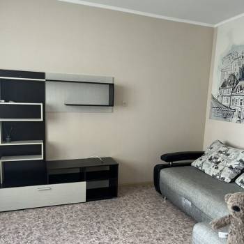 Продается 1-комнатная квартира, 36 м²