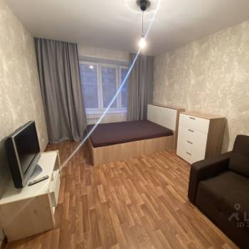 Сдается 1-комнатная квартира, 38 м²