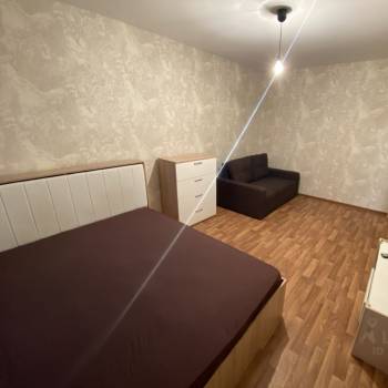 Сдается 1-комнатная квартира, 38 м²
