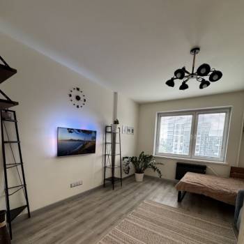 Сдается 1-комнатная квартира, 44 м²