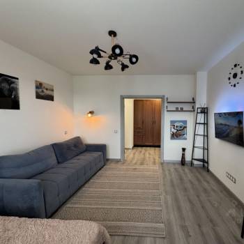 Сдается 1-комнатная квартира, 44 м²