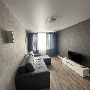 Сдается 1-комнатная квартира, 42 м²