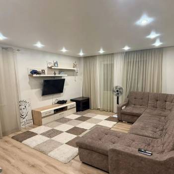 Продается 2-х комнатная квартира, 72,4 м²