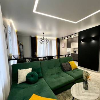 Продается Многокомнатная квартира, 94 м²