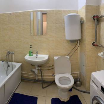 Сдается 1-комнатная квартира, 43 м²