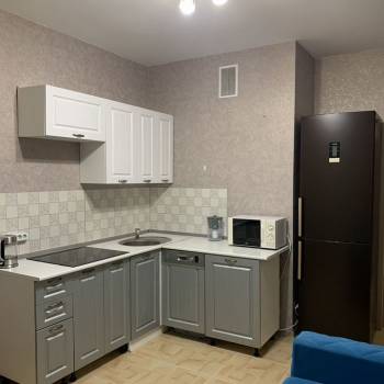 Сдается 1-комнатная квартира, 43 м²