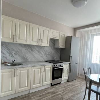 Сдается 1-комнатная квартира, 46 м²
