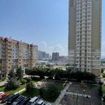 Сдается 1-комнатная квартира, 46 м²