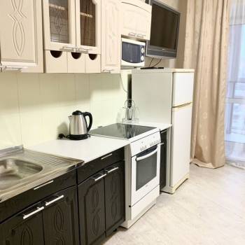 Сдается 1-комнатная квартира, 42 м²