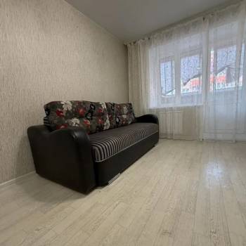 Сдается 1-комнатная квартира, 37 м²