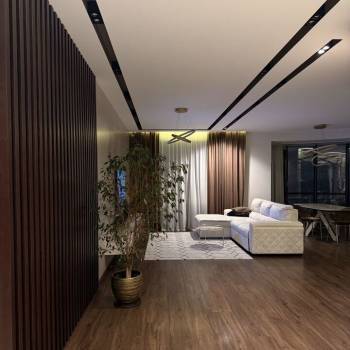 Продается 3-х комнатная квартира, 132 м²