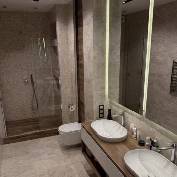 Продается 3-х комнатная квартира, 132 м²