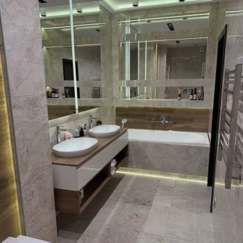 Продается 3-х комнатная квартира, 132 м²
