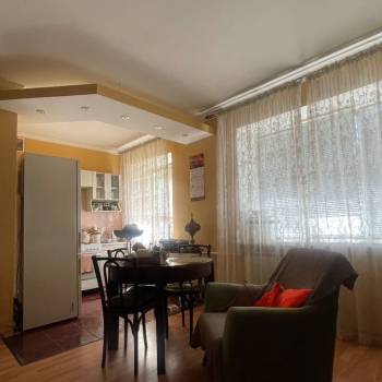 Продается 1-комнатная квартира, 32,3 м²