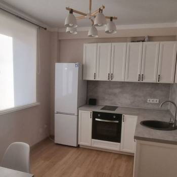 Сдается 2-х комнатная квартира, 65 м²