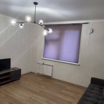 Сдается 2-х комнатная квартира, 65 м²