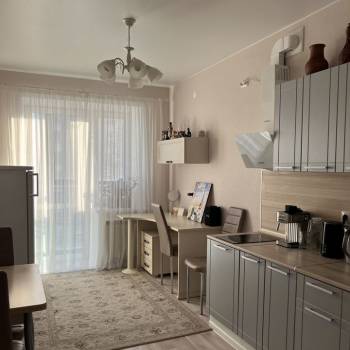 Сдается 1-комнатная квартира, 42,5 м²