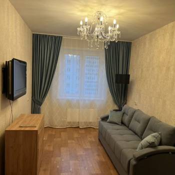 Сдается 1-комнатная квартира, 37 м²