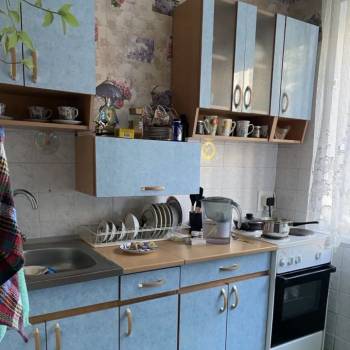Продается Многокомнатная квартира, 61,1 м²