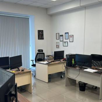 Сдается Нежилое помещение, 67 м²