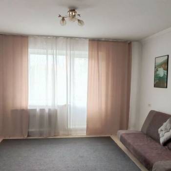 Сдается 1-комнатная квартира, 40 м²