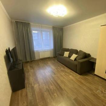 Сдается 1-комнатная квартира, 41,3 м²