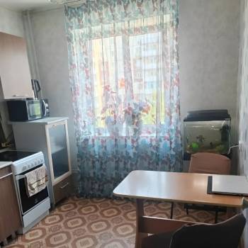 Сдается 1-комнатная квартира, 42 м²