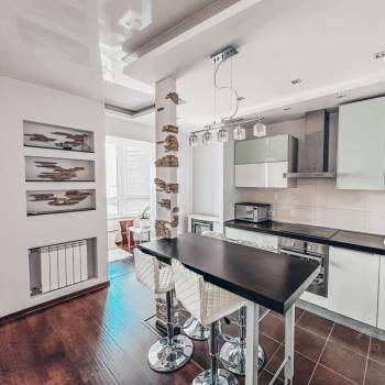 Сдается Многокомнатная квартира, 100 м²