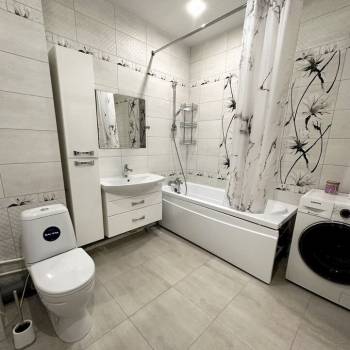 Сдается 1-комнатная квартира, 43 м²