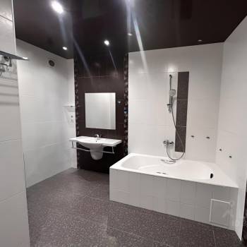 Сдается 2-х комнатная квартира, 70 м²