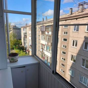 Продается Многокомнатная квартира, 61,9 м²