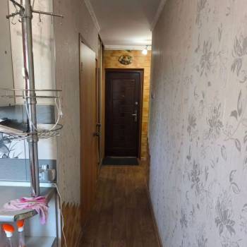 Продается Многокомнатная квартира, 61,9 м²