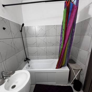 Сдается 2-х комнатная квартира, 59 м²