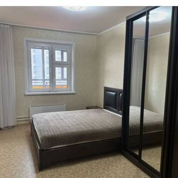 Сдается 1-комнатная квартира, 46 м²