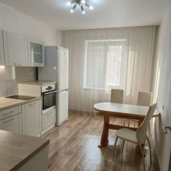 Сдается 2-х комнатная квартира, 59 м²