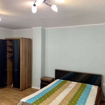 Сдается 2-х комнатная квартира, 72 м²