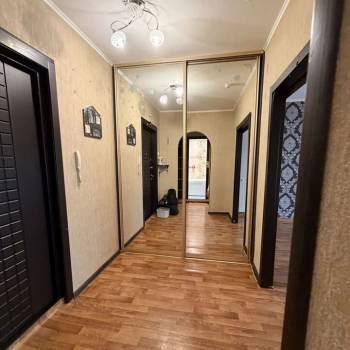 Сдается 1-комнатная квартира, 42 м²