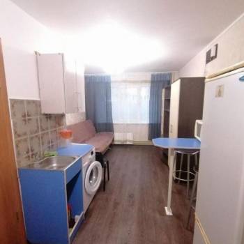 Продается 1-комнатная квартира, 18 м²