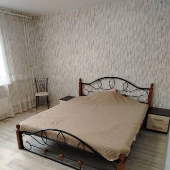 Сдается 1-комнатная квартира, 42 м²