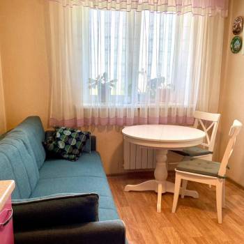 Продается 1-комнатная квартира, 39,7 м²