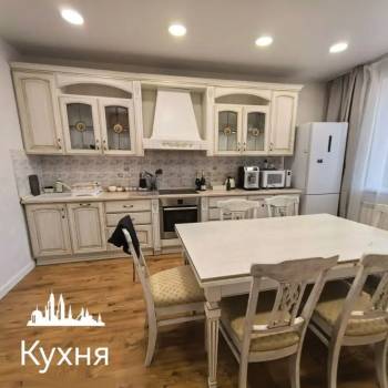 Сдается 2-х комнатная квартира, 75 м²