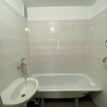 Продается 2-х комнатная квартира, 60,7 м²