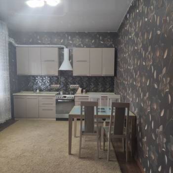 Сдается Дом, 200 м²
