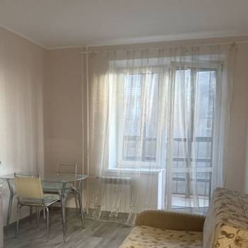 Сдается 1-комнатная квартира, 45 м²