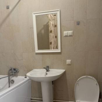 Сдается 1-комнатная квартира, 45 м²