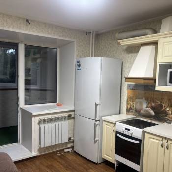 Сдается 2-х комнатная квартира, 64 м²