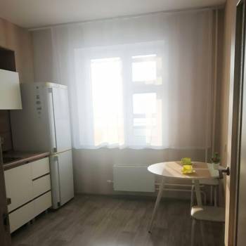 Сдается 1-комнатная квартира, 40,4 м²