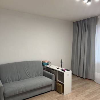 Продается 1-комнатная квартира, 41,5 м²