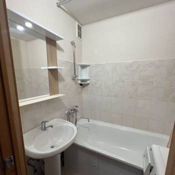 Сдается 2-х комнатная квартира, 55 м²