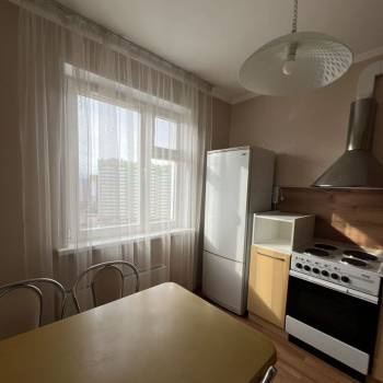 Сдается 2-х комнатная квартира, 55 м²